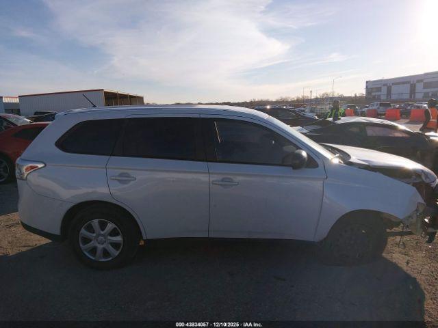 Mitsubishi Outlander Es Image 15