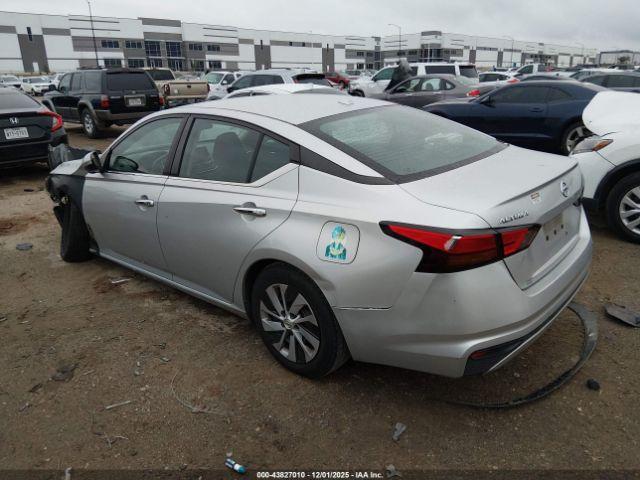 Nissan Altima S Fwd Image 5