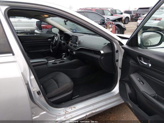 Nissan Altima S Fwd Image 14