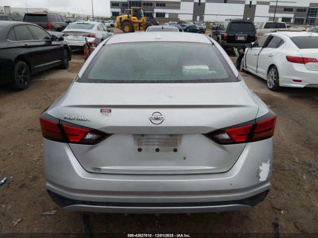 Nissan Altima S Fwd Image 16