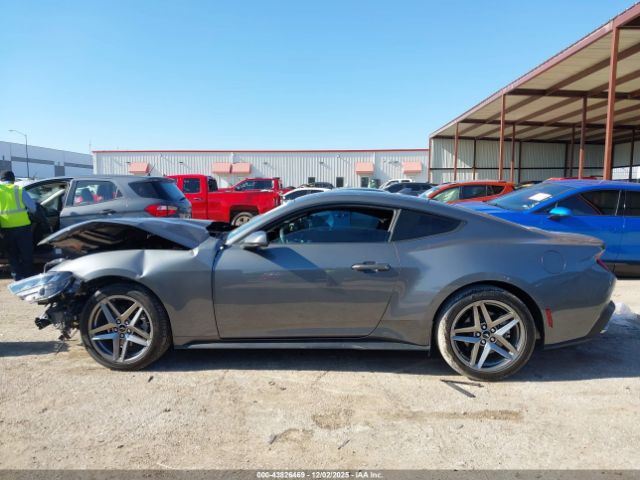 Ford Mustang Ecoboost Fastback Image 7