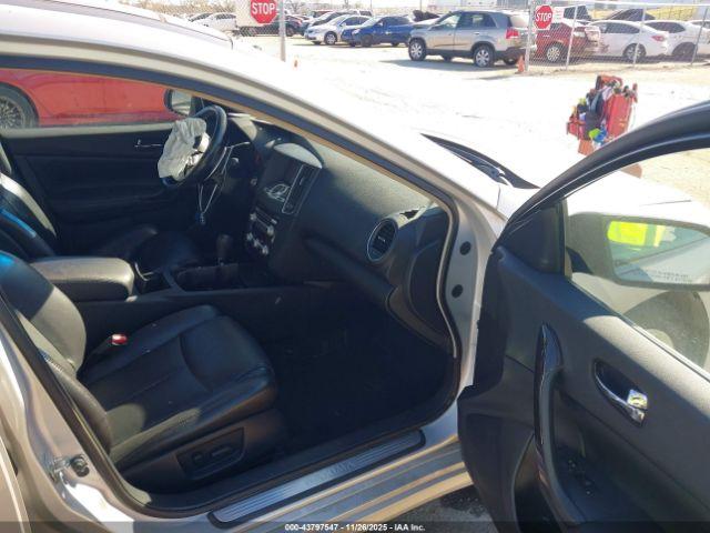 Nissan Maxima 3.5 Sv Image 5