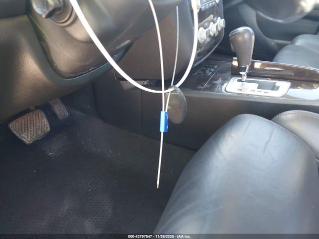 Nissan Maxima 3.5 Sv Image 14