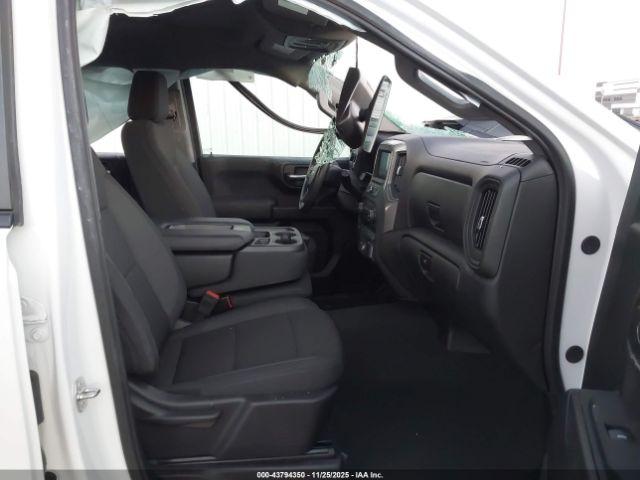 Chevrolet Silverado 1500 4wd  Short Bed Custom Image 14