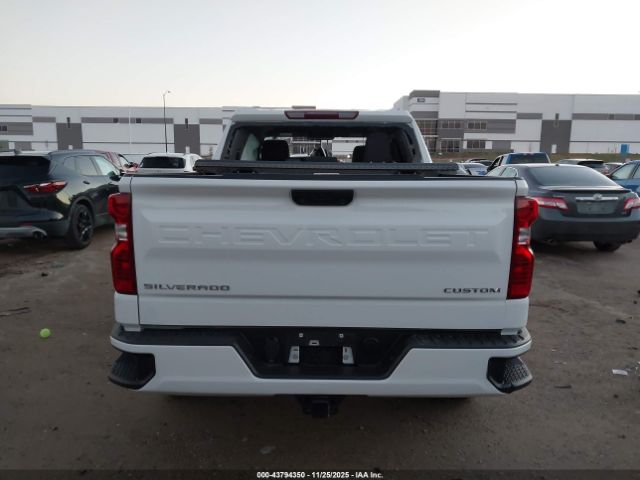 Chevrolet Silverado 1500 4wd  Short Bed Custom Image 8