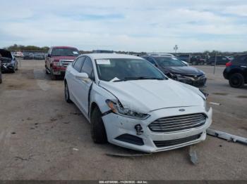  Salvage Ford Fusion