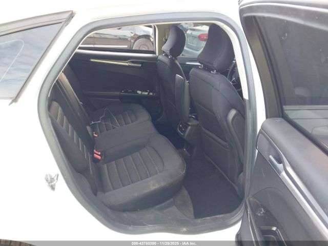 Ford Fusion Se Image 10