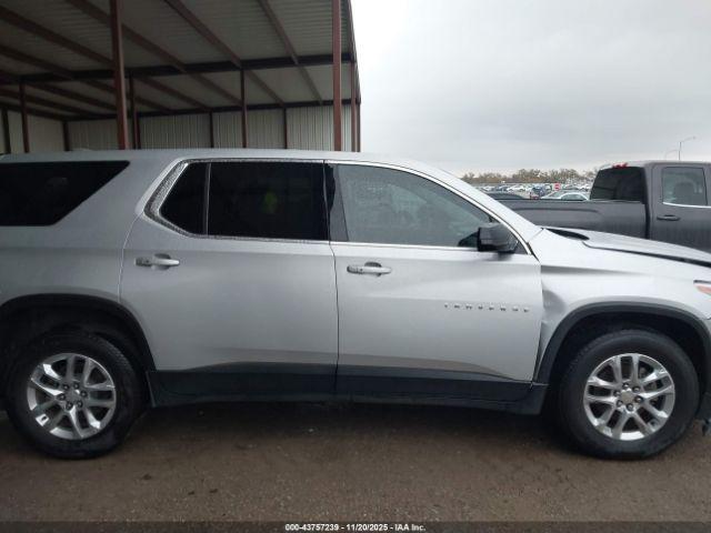 Chevrolet Traverse Fwd Ls Image 11