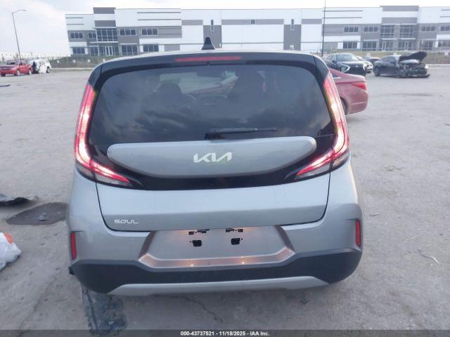 Kia Soul Lx Image 15