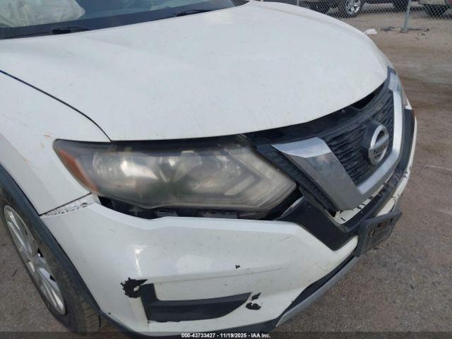 Nissan Rogue S Image 15