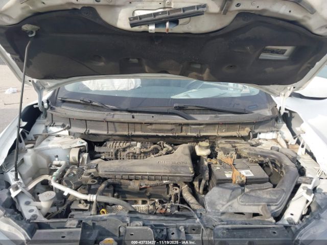 Nissan Rogue S Image 3