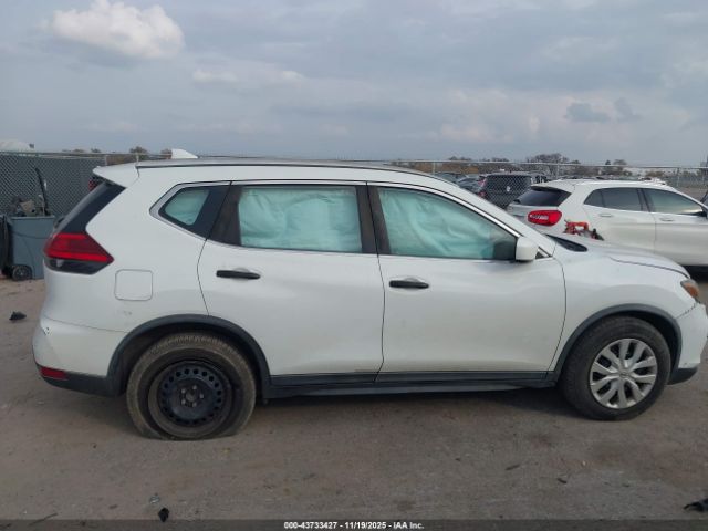 Nissan Rogue S Image 11