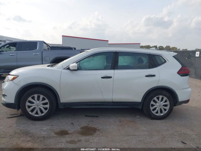 Nissan Rogue S Image 7