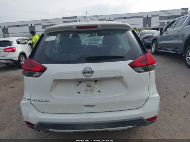 Nissan Rogue S Image 8