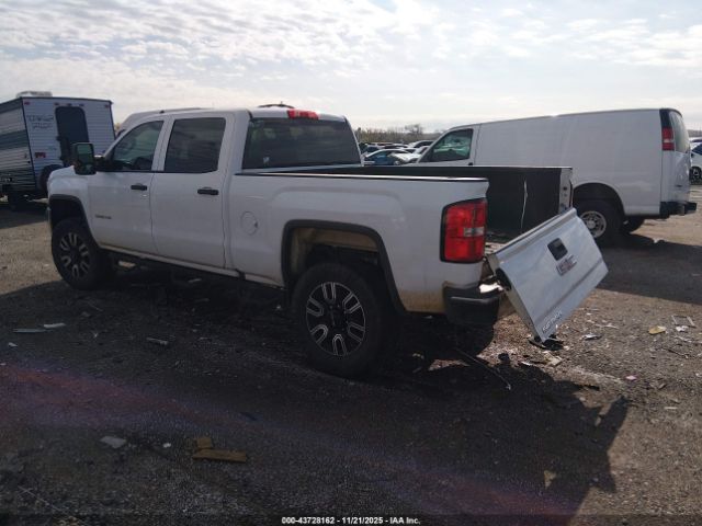 GMC Sierra 2500 Image 2