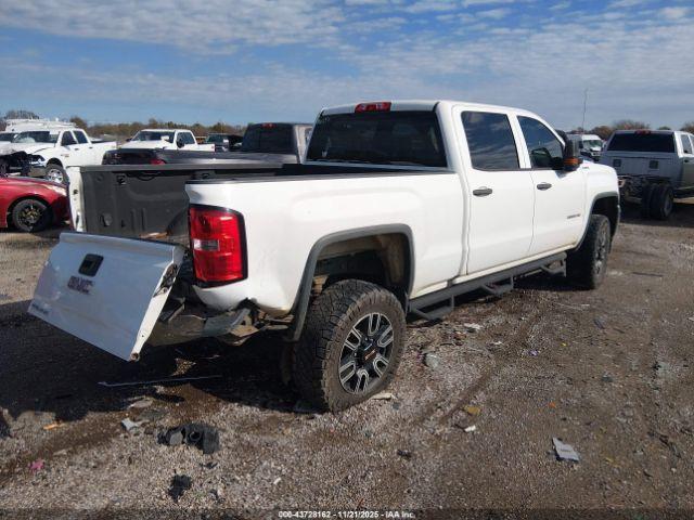 GMC Sierra 2500 Image 11