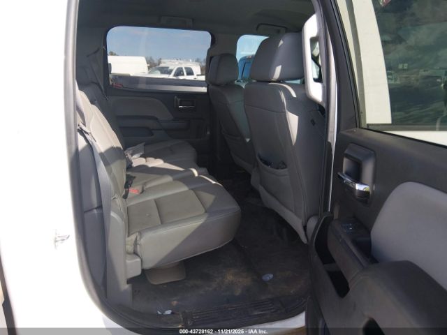 GMC Sierra 2500 Image 4