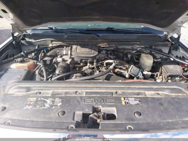 GMC Sierra 2500 Image 16