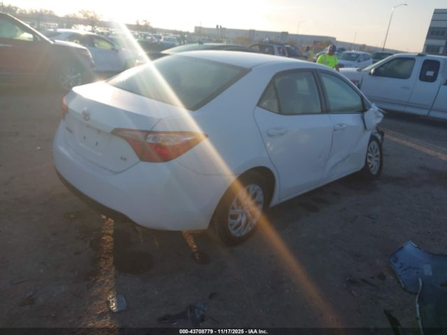 Toyota Corolla Le Image 5