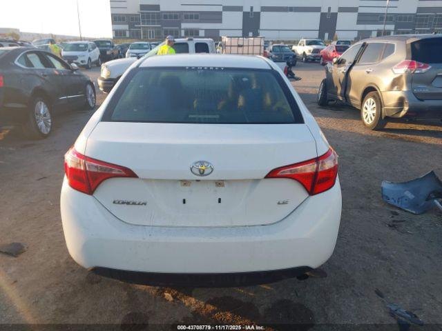 Toyota Corolla Le Image 2