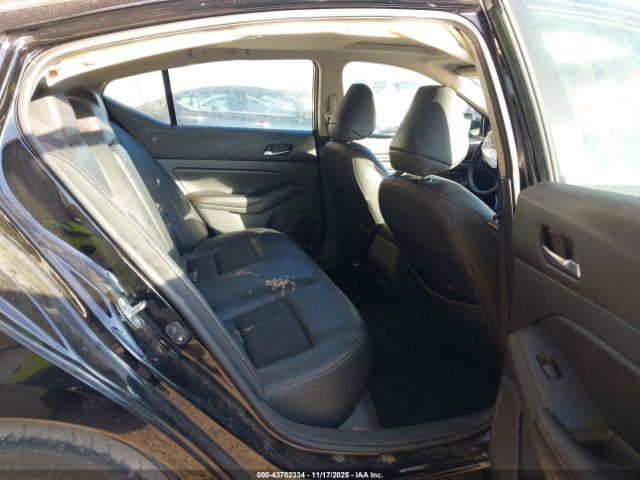 Nissan Altima Sr Fwd Image 7