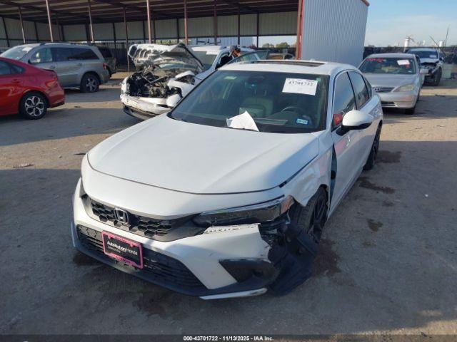 Honda Civic Sport Touring Image 2