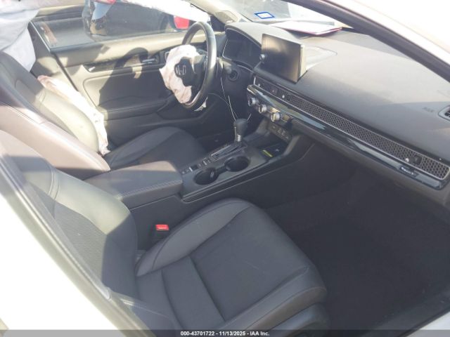 Honda Civic Sport Touring Image 5