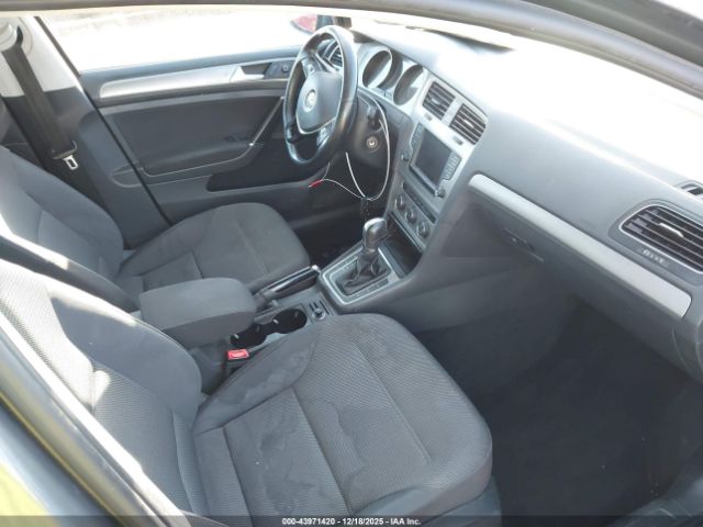 Volkswagen Golf Tsi S 4-door Image 4