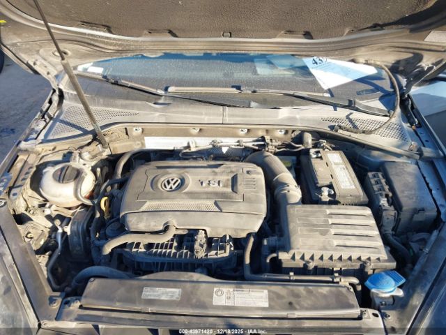 Volkswagen Golf Tsi S 4-door Image 6