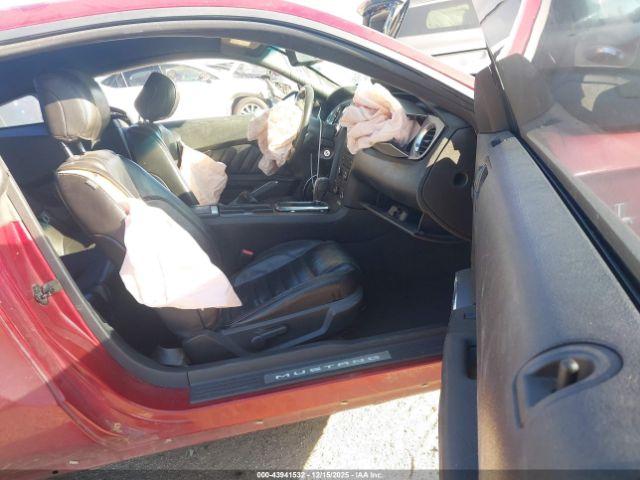 Ford Mustang V6 Premium Image 6