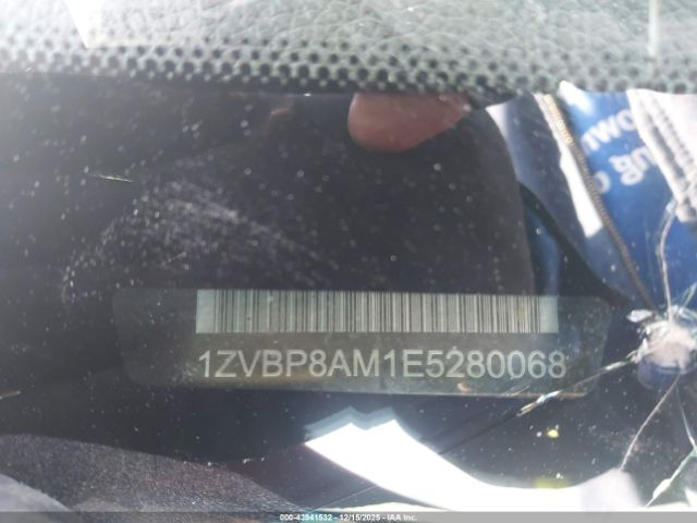 Ford Mustang V6 Premium Image 4