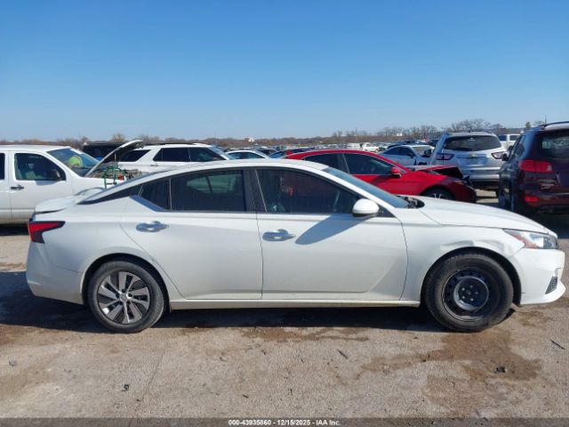 Nissan Altima S Fwd Image 11