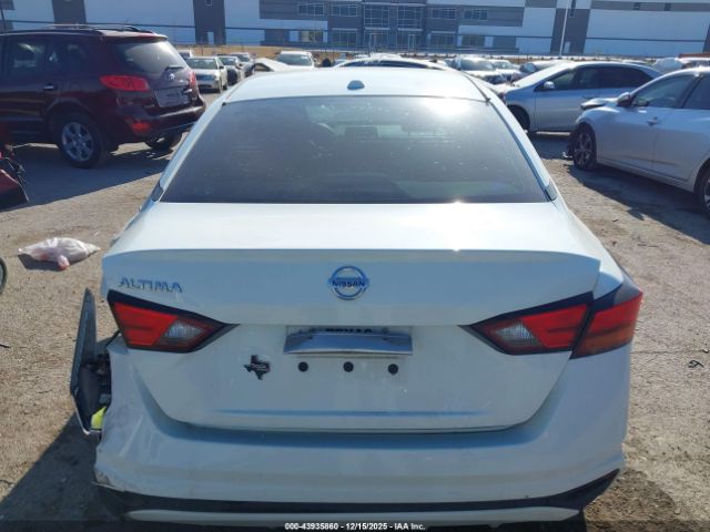 Nissan Altima S Fwd Image 12