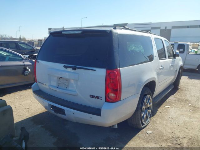 GMC Yukon Slt Image 3