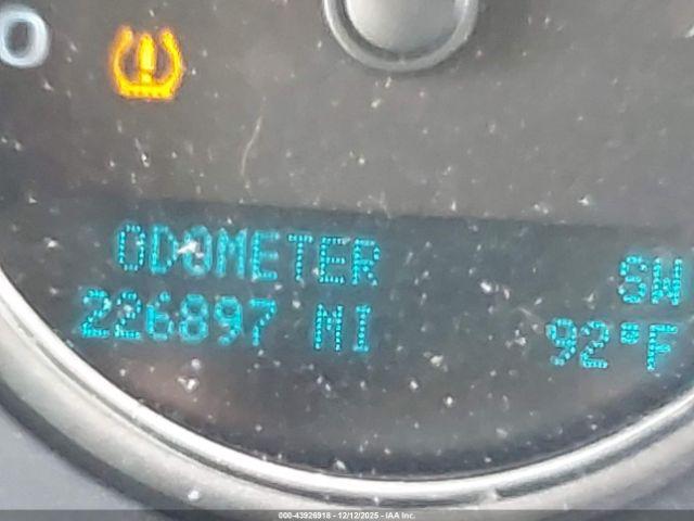 GMC Yukon Slt Image 11