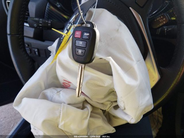 Toyota Corolla S Plus Image 2