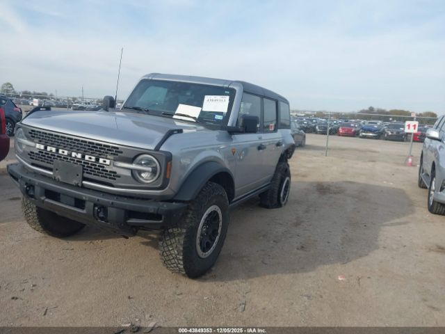 Ford Bronco Badlands Image 2