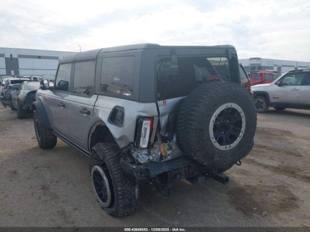 Ford Bronco Badlands Image 4