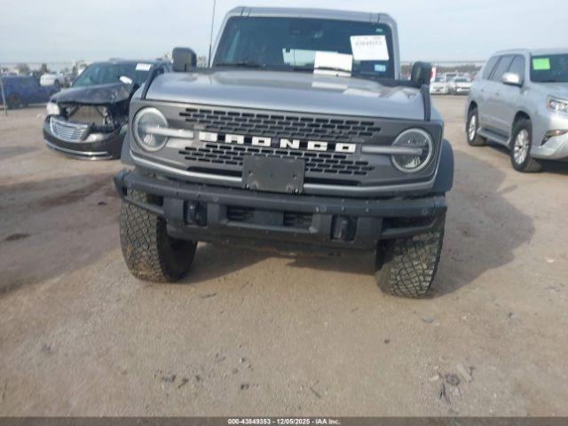 Ford Bronco Badlands Image 11