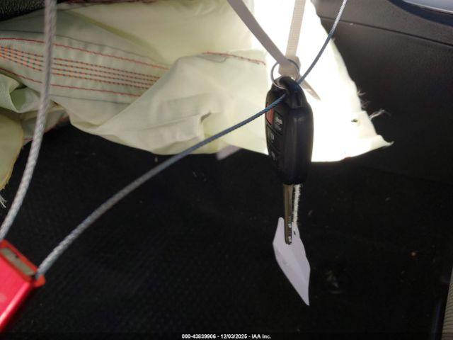 Toyota Corolla Le Image 13