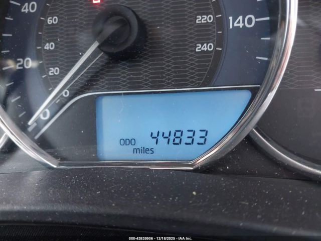 Toyota Corolla Le Image 16