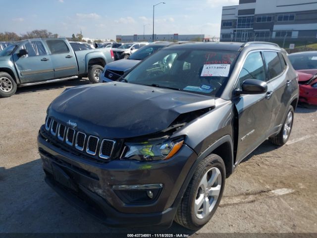 Jeep Compass Latitude 4x4 Image 15