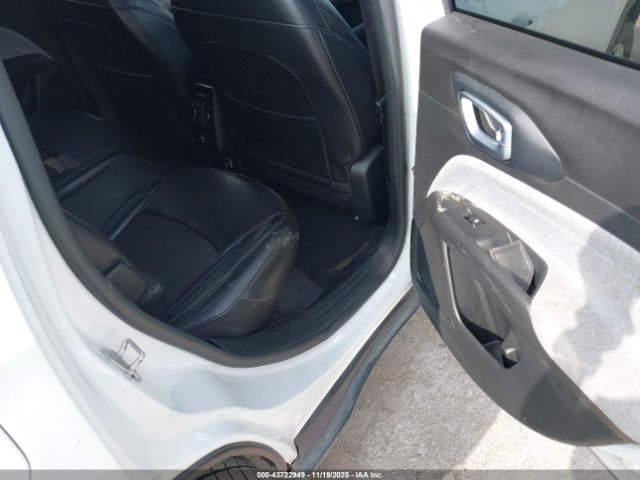 Jeep Compass Latitude 4x4 Image 17