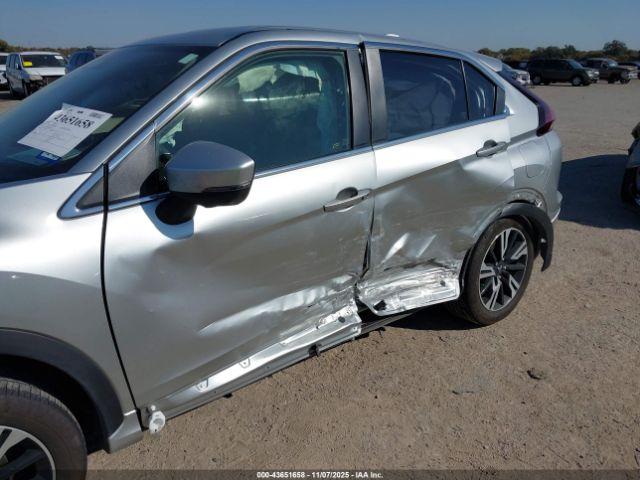 Mitsubishi Eclipse Image 6