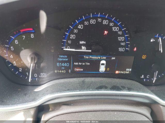 Cadillac SRX Luxury Collection Image 16