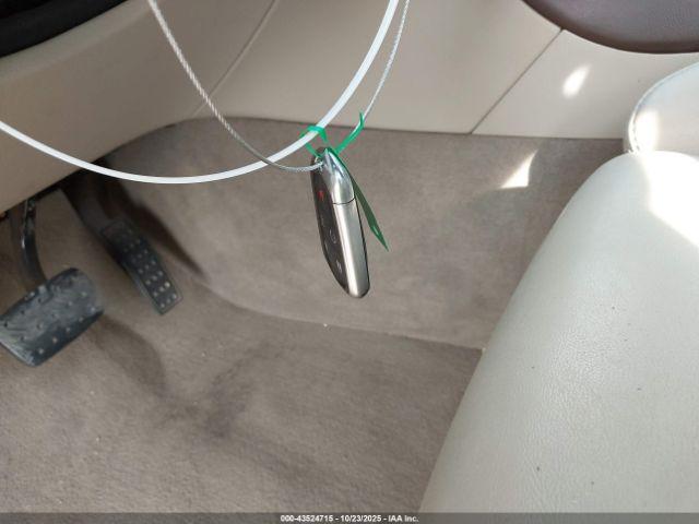 Cadillac SRX Luxury Collection Image 14