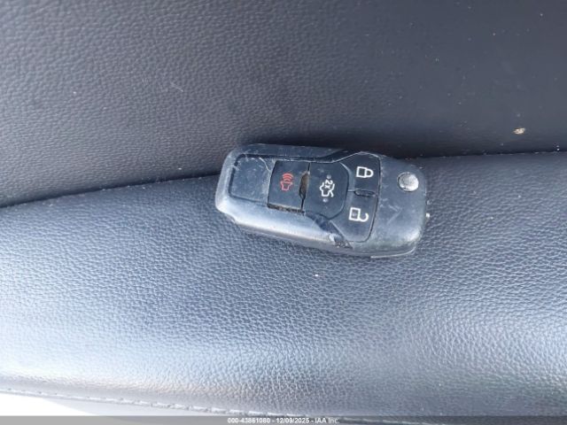 Ford Fusion Se Image 5