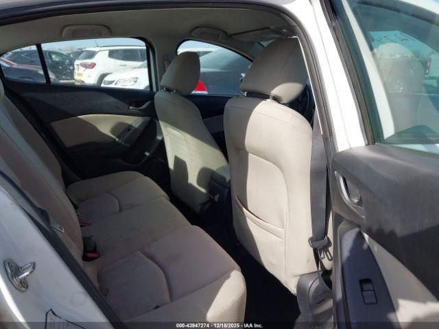 Mazda Mazda3 I Sport Image 8