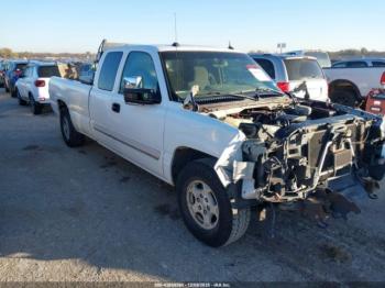  Salvage Chevrolet Silverado 1500