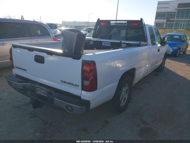 Chevrolet Silverado 1500 Ls Image 3